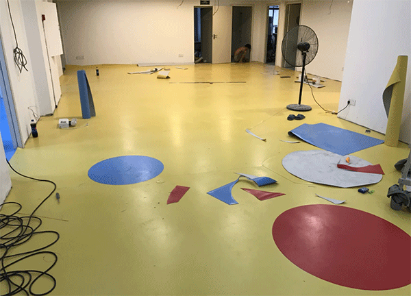 PVC地板的裝飾材料有哪些？這兩種原材料完全不同