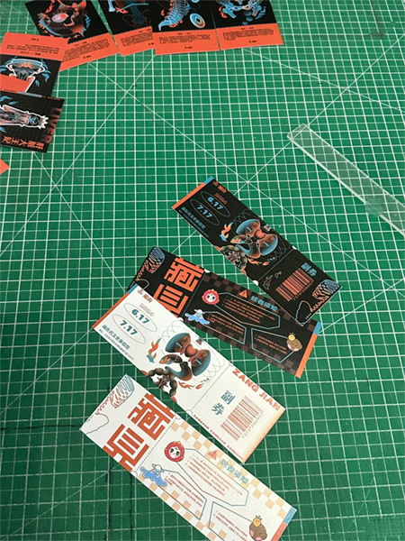 燈箱布與寫真布、噴繪布怎么區(qū)分？